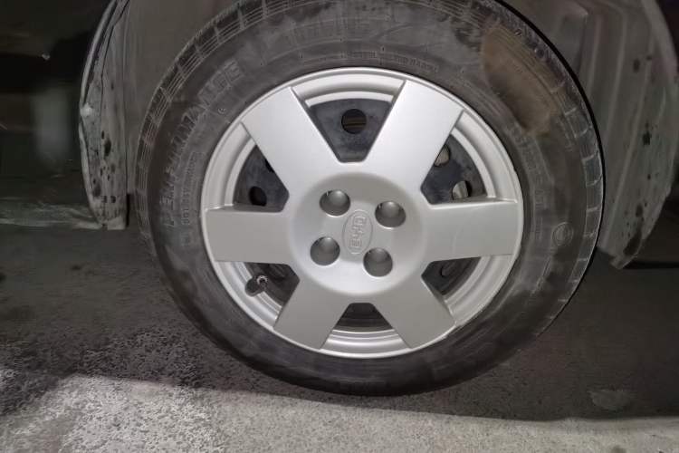 Used BYD F3 2020 1.5L Manual Classic Trim Right Front Wheel Hub