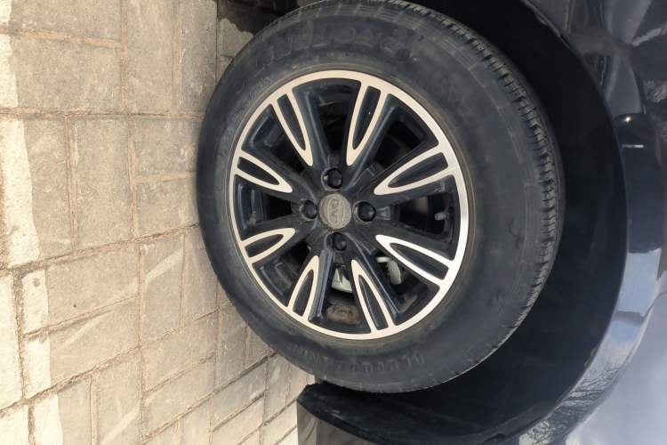Used BYD F3 2020 1.5L Manual Luxury Edition Right Front Wheel Hub