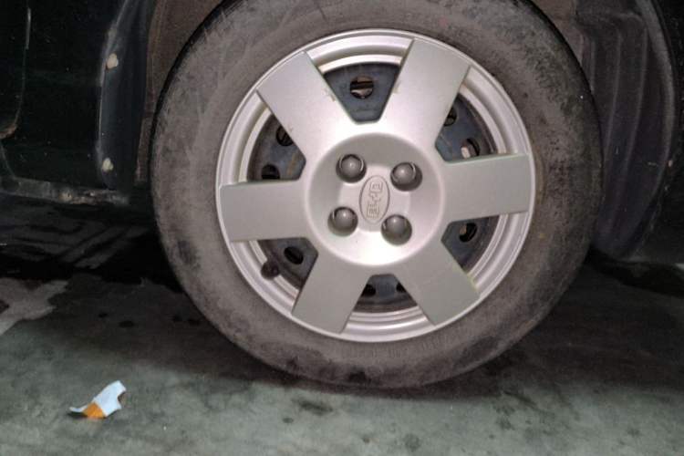 Used BYD F3 2020 1.5L Manual Classic Trim Right Front Wheel Hub