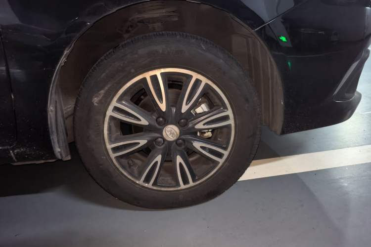 Used BYD F3 2020 1.5L Manual Luxury Edition Right Front Wheel Hub