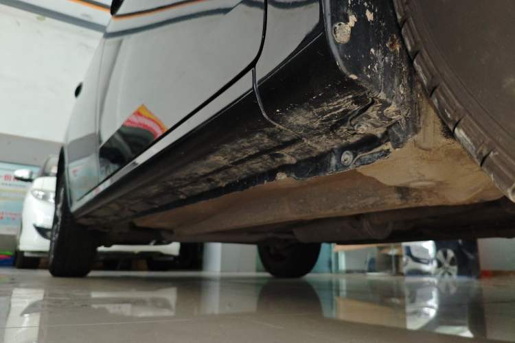 Used BYD F3 2020 1.5L Manual Luxury Edition Right Side Sill