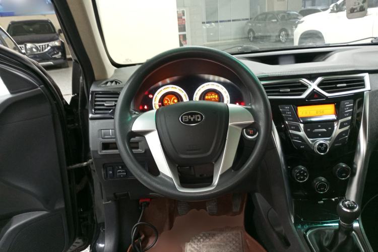 Used BYD F3 2020 1.5L Manual Luxury Edition Steering Wheel