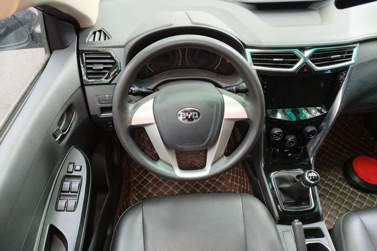 Used BYD F3 2020 1.5L Manual Luxury Edition Steering Wheel