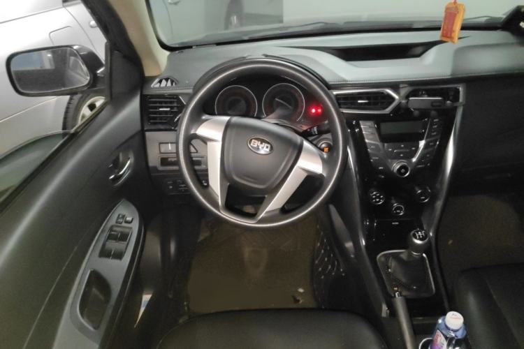 Used BYD F3 2020 1.5L Manual Luxury Edition Steering Wheel