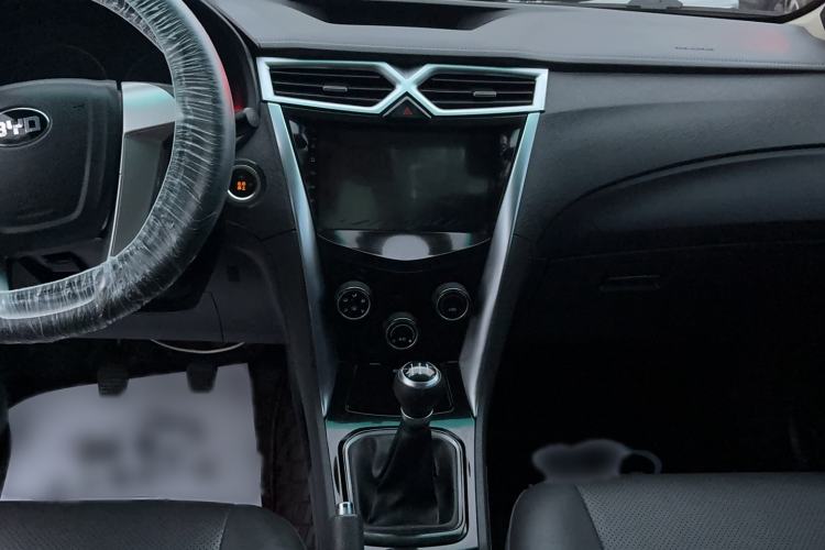 Used BYD F3 2020 1.5L Manual Luxury Edition Audio And AC Panel