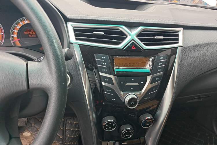 Used BYD F3 2020 1.5L Manual Value Edition Audio And AC Panel