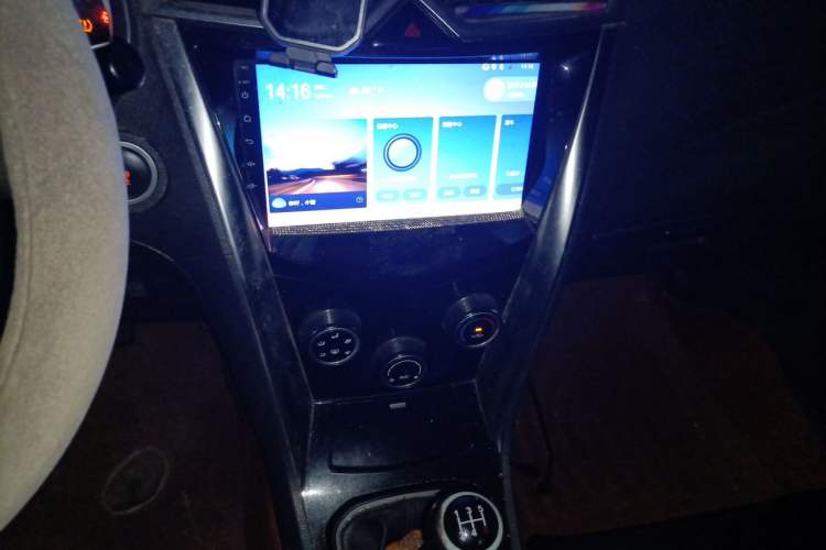Used BYD F3 2020 1.5L Manual Value Edition Audio And AC Panel