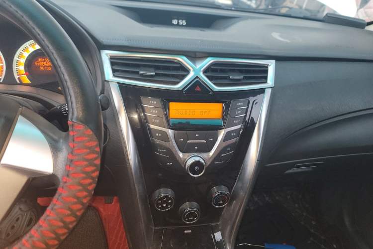 Used BYD F3 2020 1.5L Manual Luxury Edition Audio And AC Panel