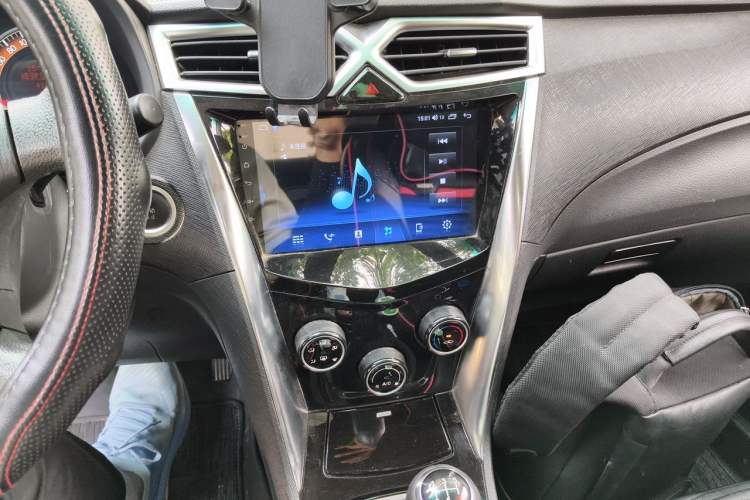 Used BYD F3 2020 1.5L Manual Value Edition Audio And AC Panel