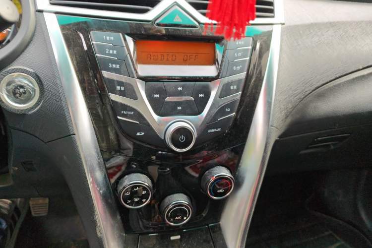 Used BYD F3 2020 1.5L Manual Luxury Edition Audio And AC Panel