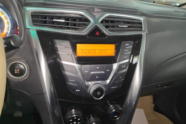 Used BYD F3 2020 1.5L Manual Value Edition Audio And AC Panel