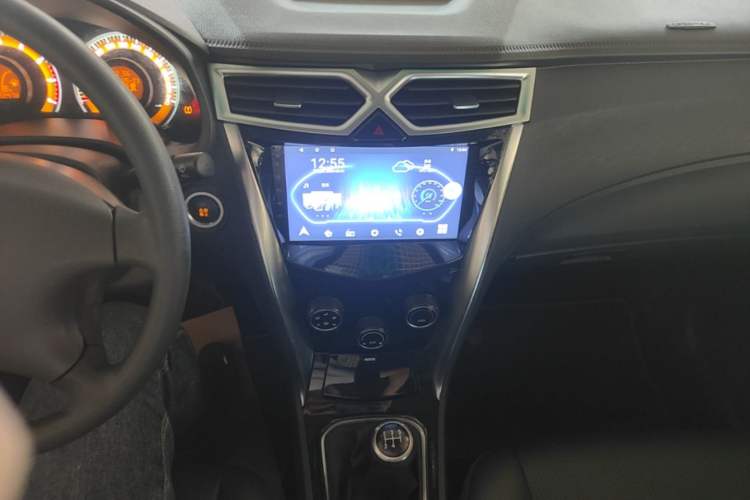 Used BYD F3 2020 1.5L Manual Value Edition Audio And AC Panel
