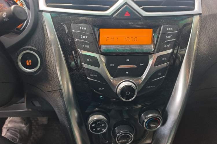Used BYD F3 2020 1.5L Manual Value Edition Audio And AC Panel