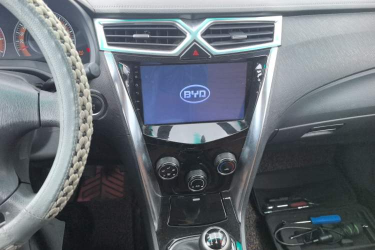 Used BYD F3 2020 1.5L Manual Value Edition Audio And AC Panel