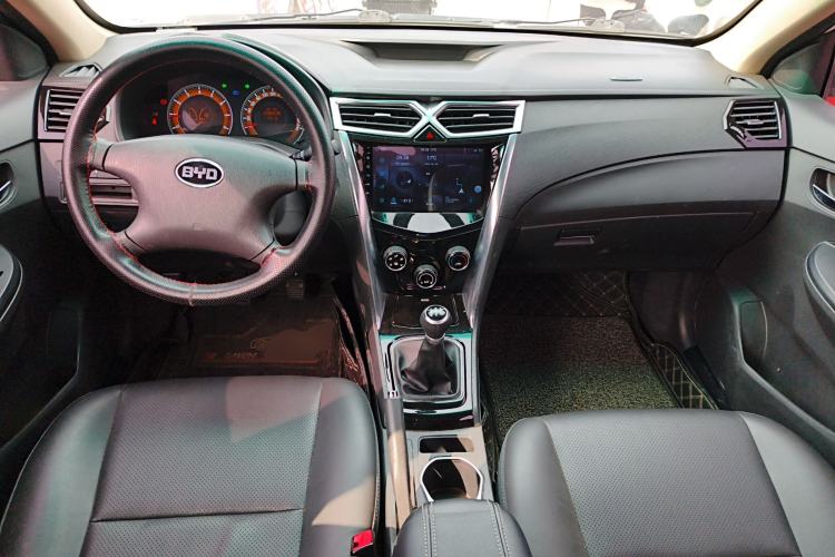 Used BYD F3 2020 1.5L Manual Value Edition Center Console