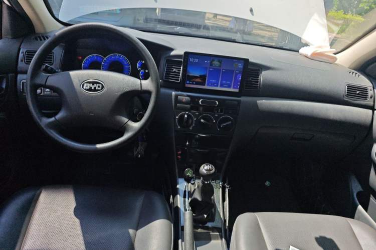 Used BYD F3 2020 1.5L Manual Classic Trim Center Console