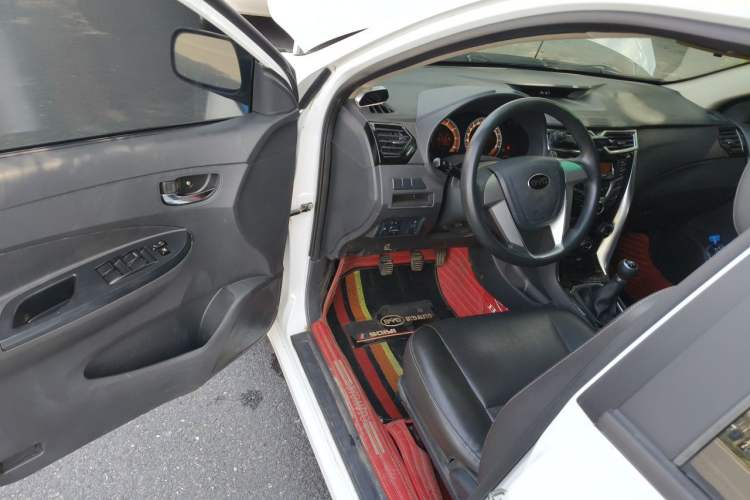 Used BYD F3 2020 1.5L Manual Luxury Edition Driver Seat