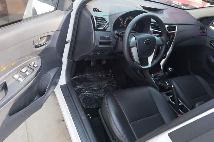 Used BYD F3 2020 1.5L Manual Luxury Edition Driver Seat