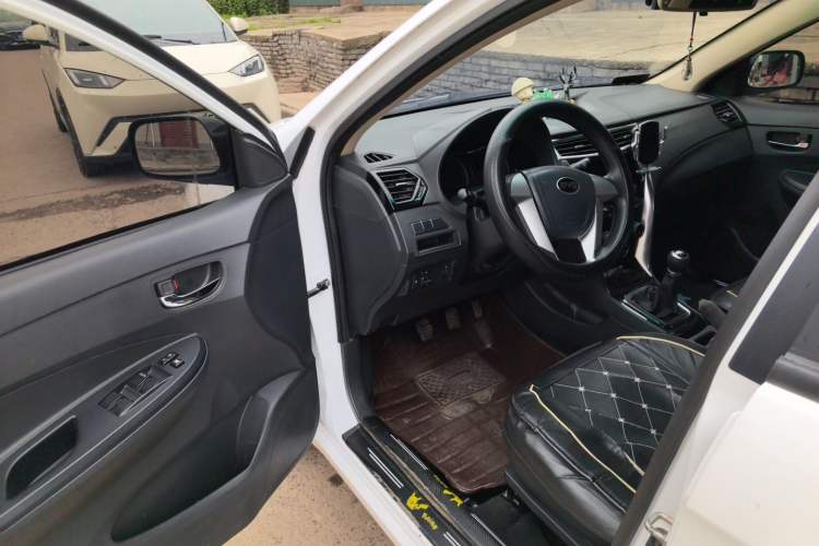 Used BYD F3 2020 1.5L Manual Luxury Edition Driver Seat