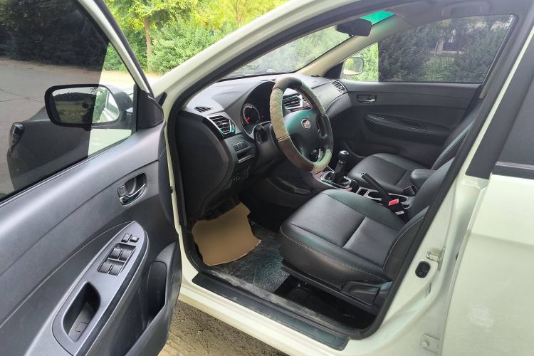 Used BYD F3 2020 1.5L Manual Value Edition Driver Seat