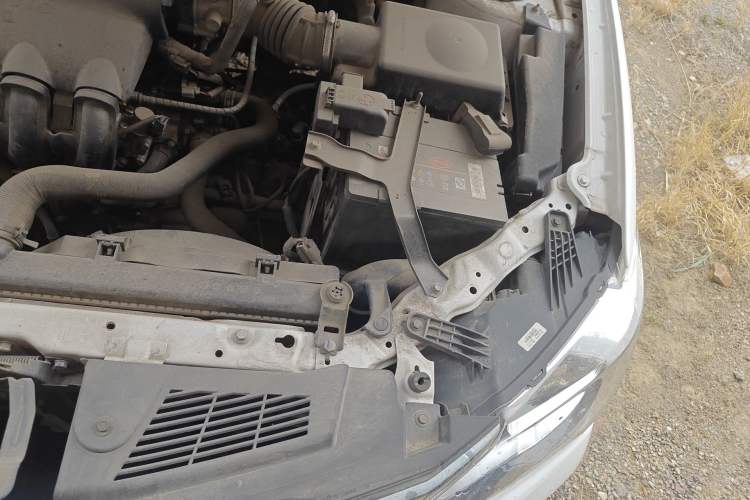 Used BYD F3 2020 1.5L Manual Luxury Edition Engine Bay Left