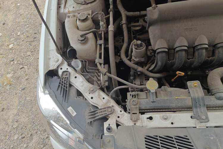 Used BYD F3 2020 1.5L Manual Luxury Edition Engine Bay Right