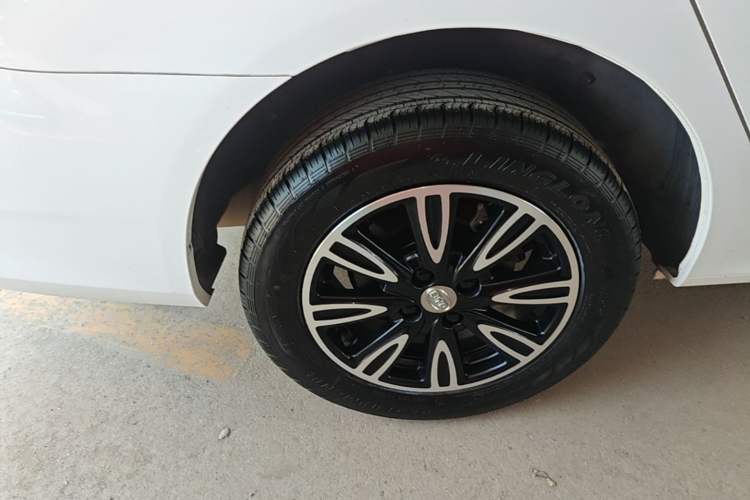 Used BYD F3 2020 1.5L Manual Luxury Edition Exterior 5