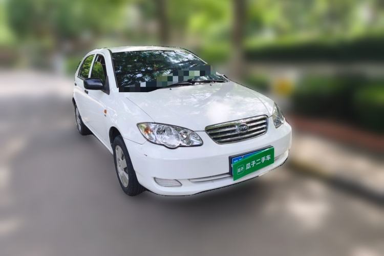 Used BYD F3 2020 1.5L Manual Classic Trim Front Right 45 Deg