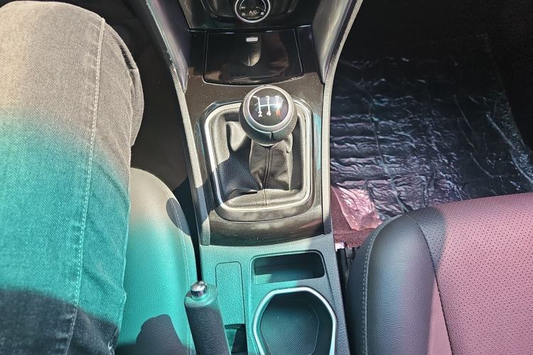 Used BYD F3 2020 1.5L Manual Value Edition Gear Lever