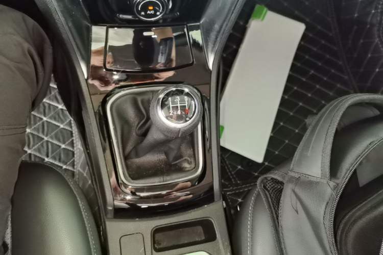 Used BYD F3 2020 1.5L Manual Value Edition Gear Lever