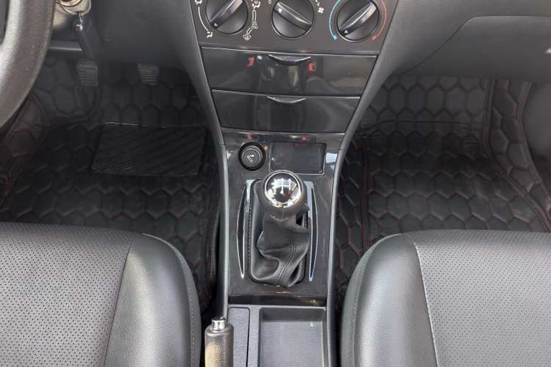 Used BYD F3 2020 1.5L Manual Classic Trim Gear Lever