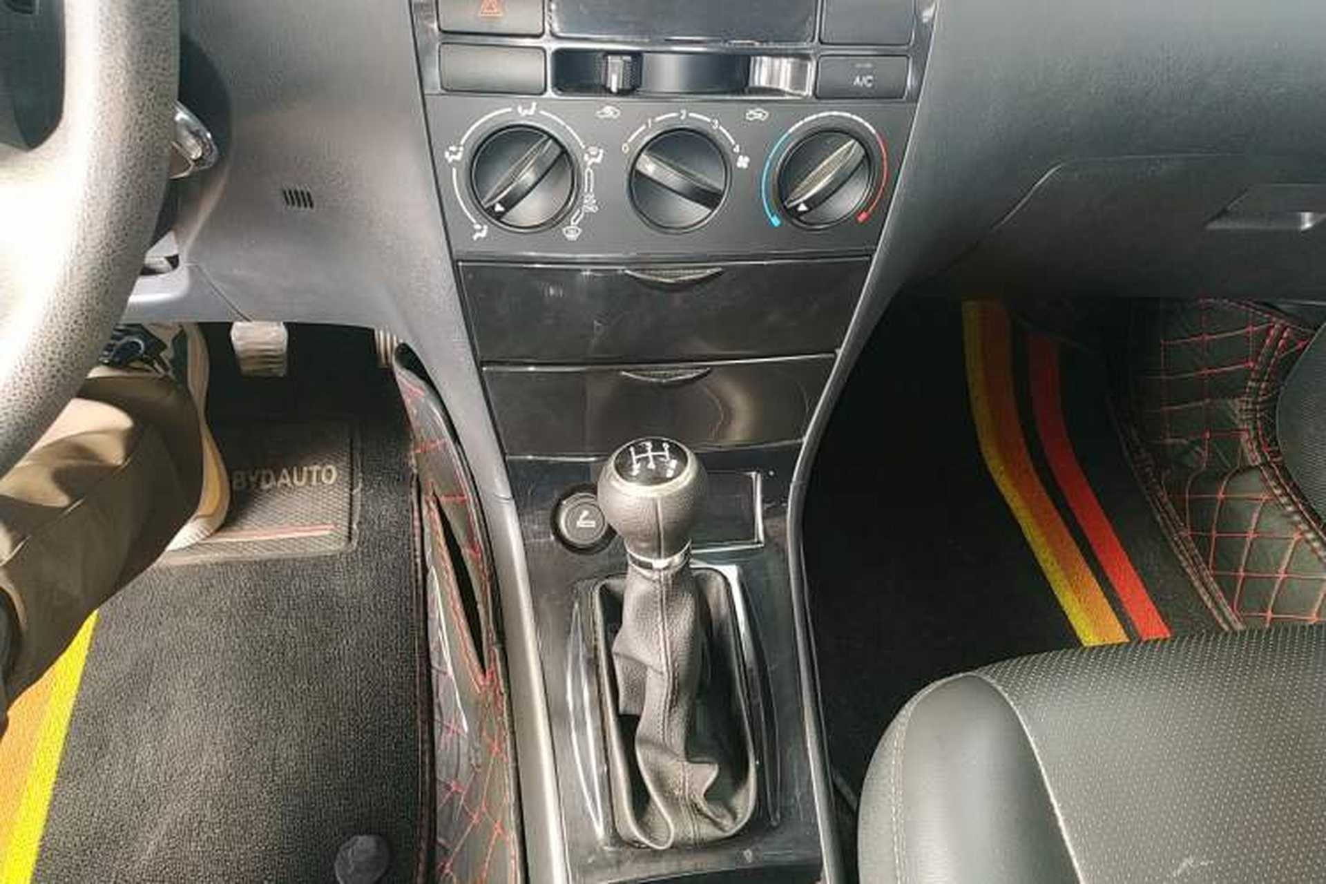 Used BYD F3 2020 1.5L Manual Classic Trim Gear Lever