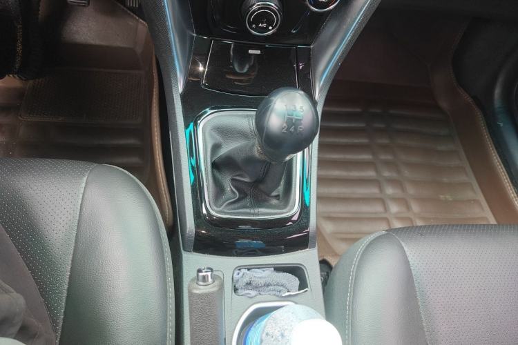 Used BYD F3 2020 1.5L Manual Luxury Edition Gear Lever