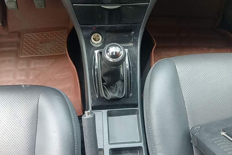Used BYD F3 2020 1.5L Manual Classic Trim Gear Lever