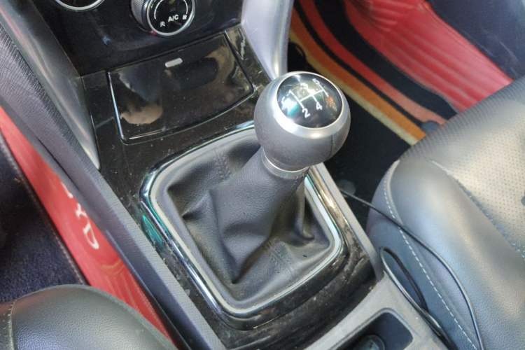 Used BYD F3 2020 1.5L Manual Luxury Edition Gear Lever