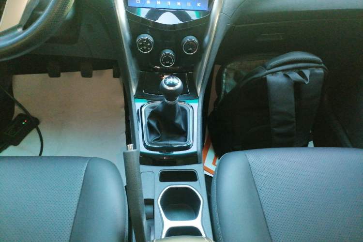 Used BYD F3 2020 1.5L Manual Luxury Edition Gear Lever