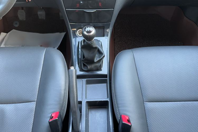 Used BYD F3 2020 1.5L Manual Classic Trim Gear Lever