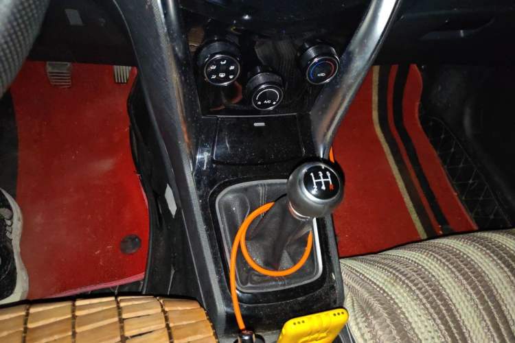 Used BYD F3 2020 1.5L Manual Classic Trim Gear Lever