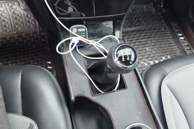 Used BYD F3 2020 1.5L Manual Classic Trim Gear Lever