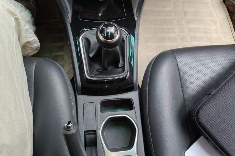 Used BYD F3 2020 1.5L Manual Luxury Edition Gear Lever