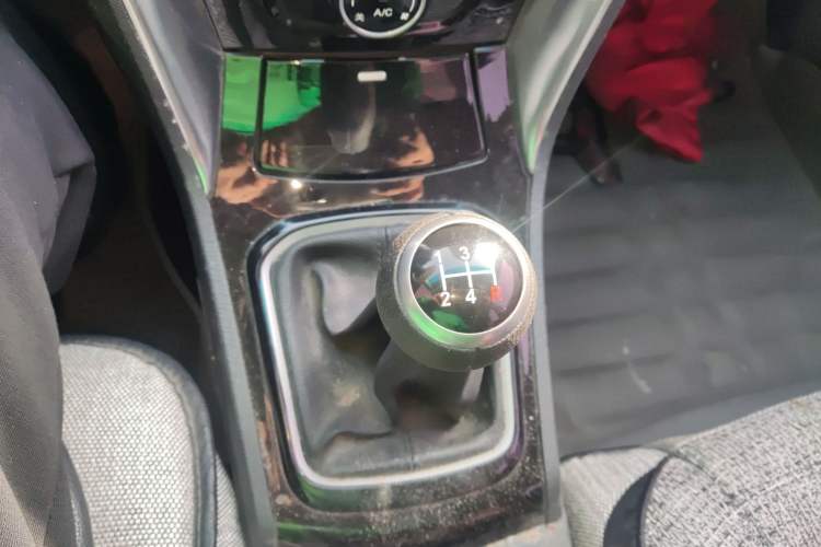 Used BYD F3 2020 1.5L Manual Value Edition Gear Lever