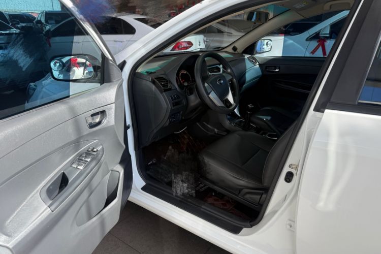 Used BYD F3 2020 1.5L Manual Luxury Edition Interior 1