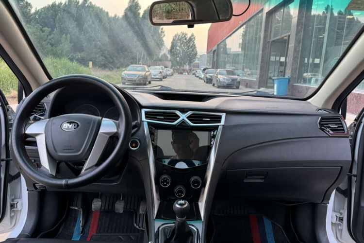 Used BYD F3 2020 1.5L Manual Luxury Edition Interior 1