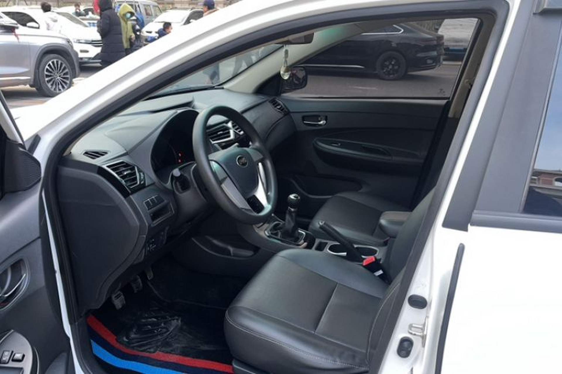 Used BYD F3 2020 1.5L Manual Luxury Edition Interior 1