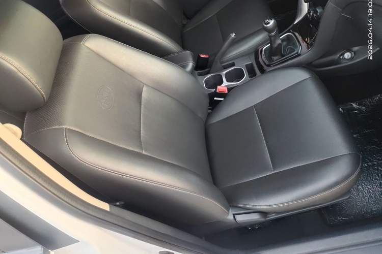 Used BYD F3 2020 1.5L Manual Luxury Edition Interior 10