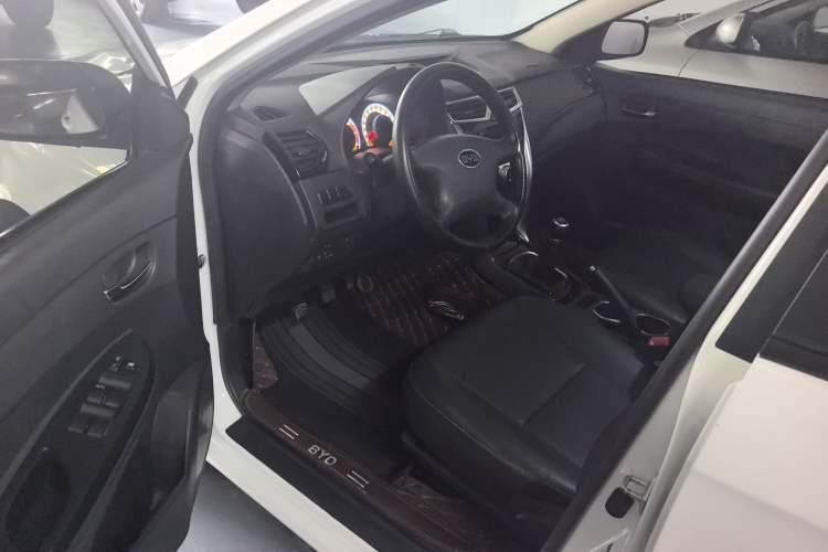 Used BYD F3 2020 1.5L Manual Value Edition Interior 2
