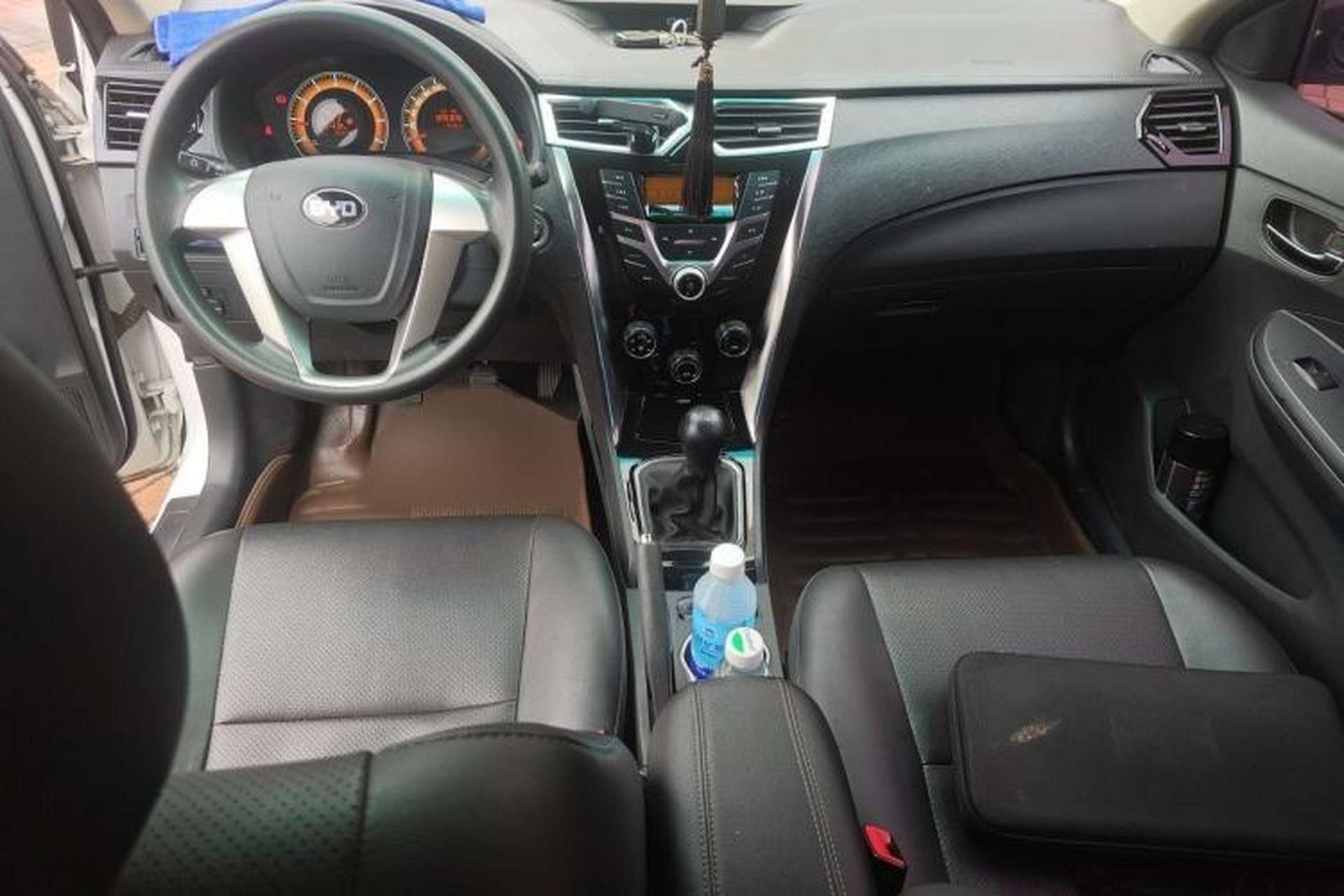 Used BYD F3 2020 1.5L Manual Luxury Edition Interior 2
