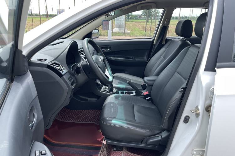 Used BYD F3 2020 1.5L Manual Luxury Edition Interior 2