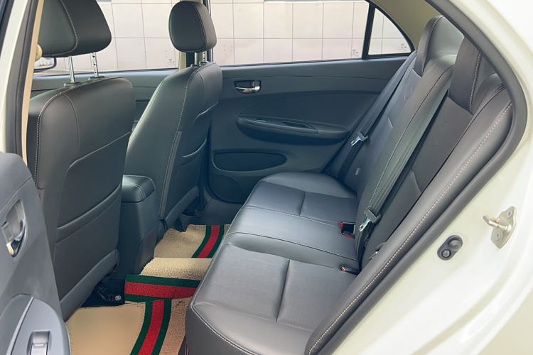 Used BYD F3 2020 1.5L Manual Luxury Edition Interior 2
