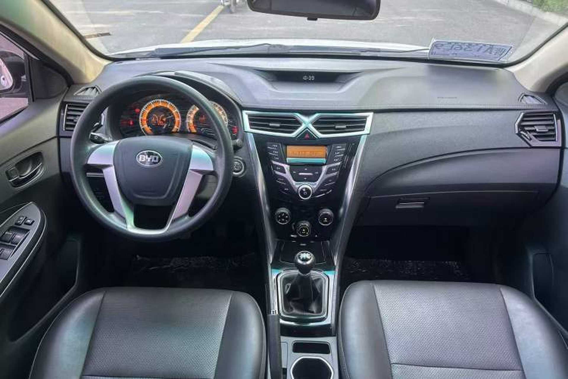 Used BYD F3 2020 1.5L Manual Luxury Edition Interior 2